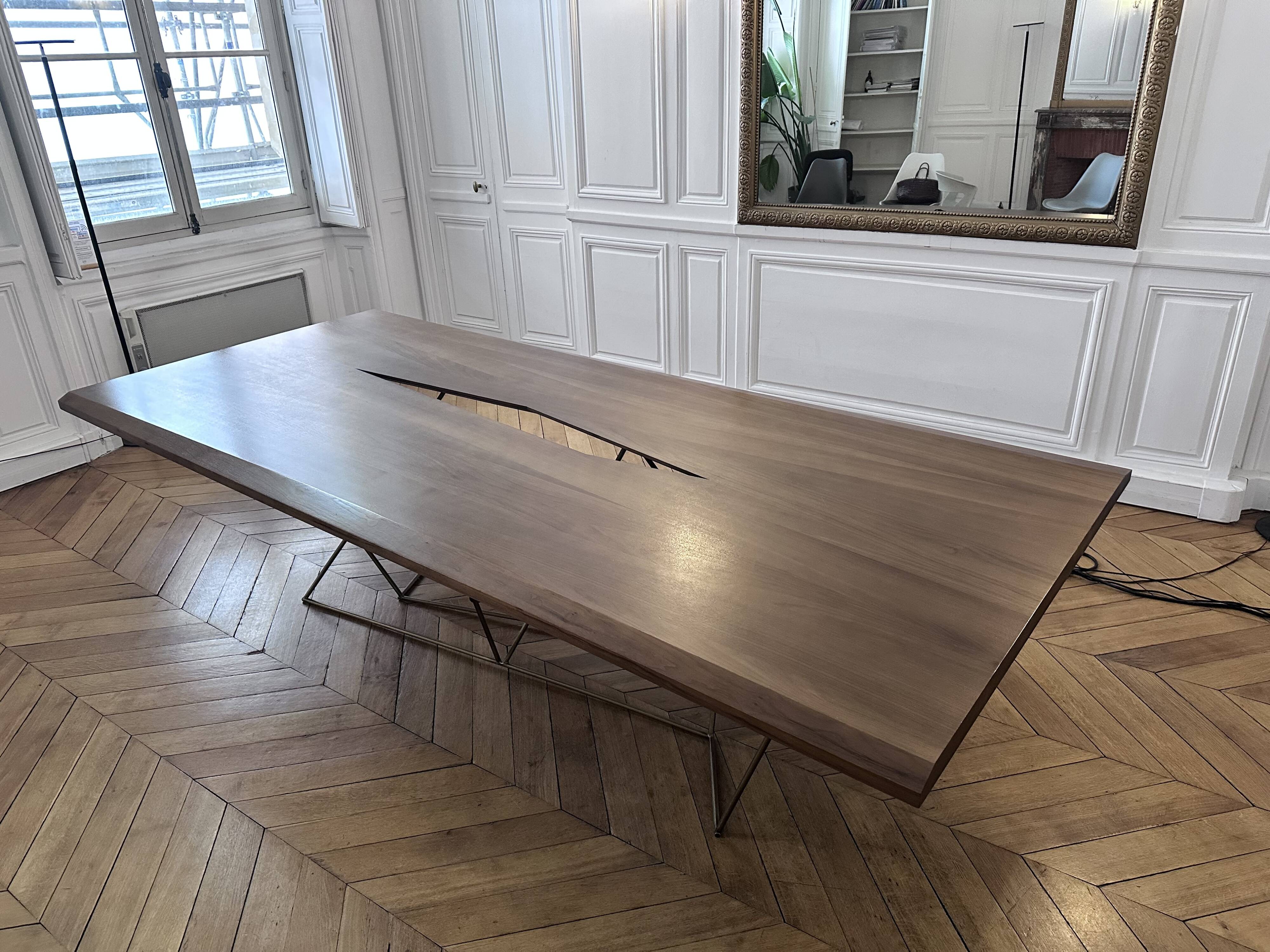 magnificent table Bruno Moinard