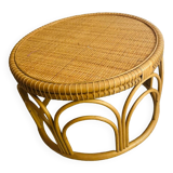 Round rattan table