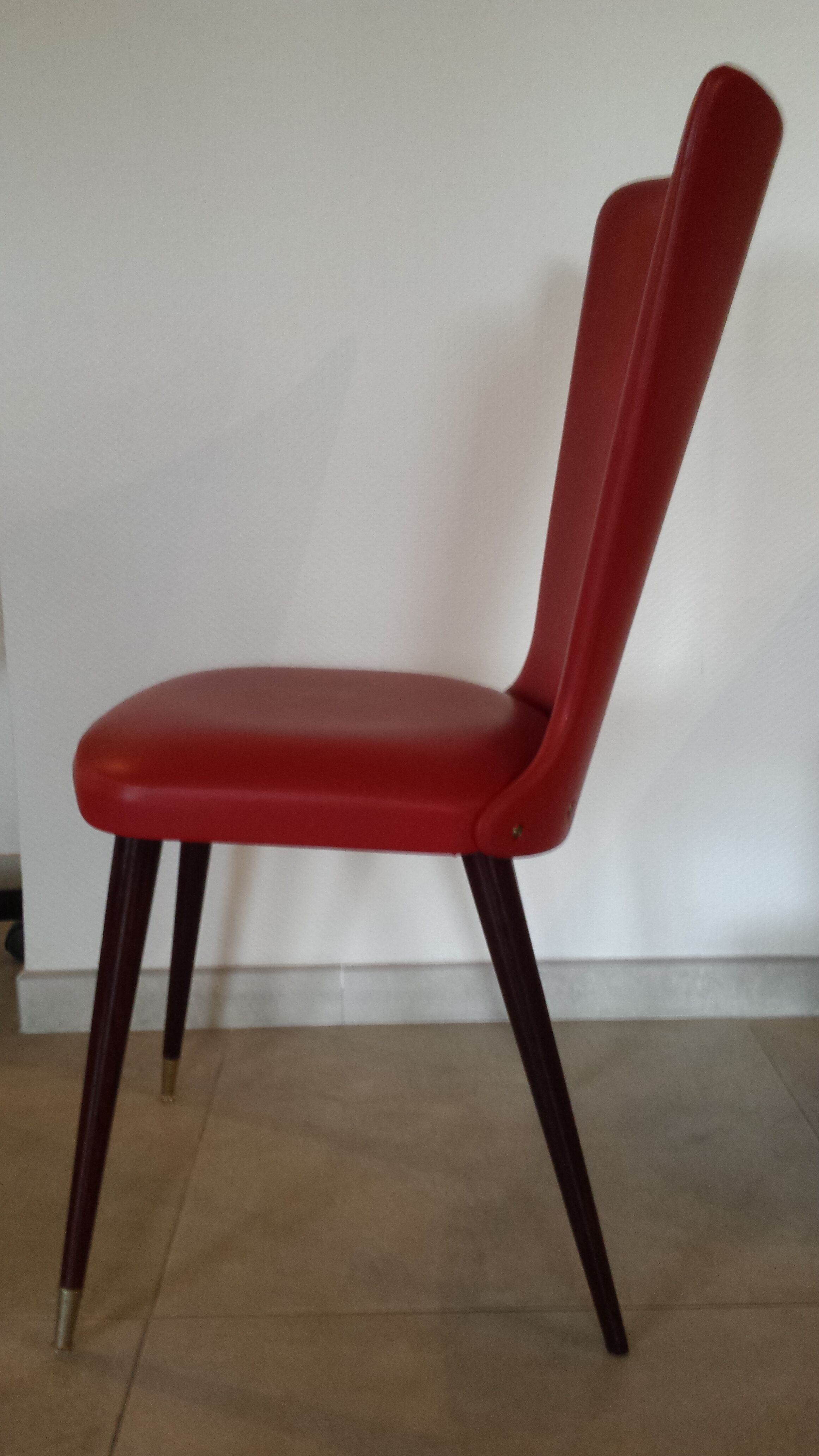 Red chair, spindle legs