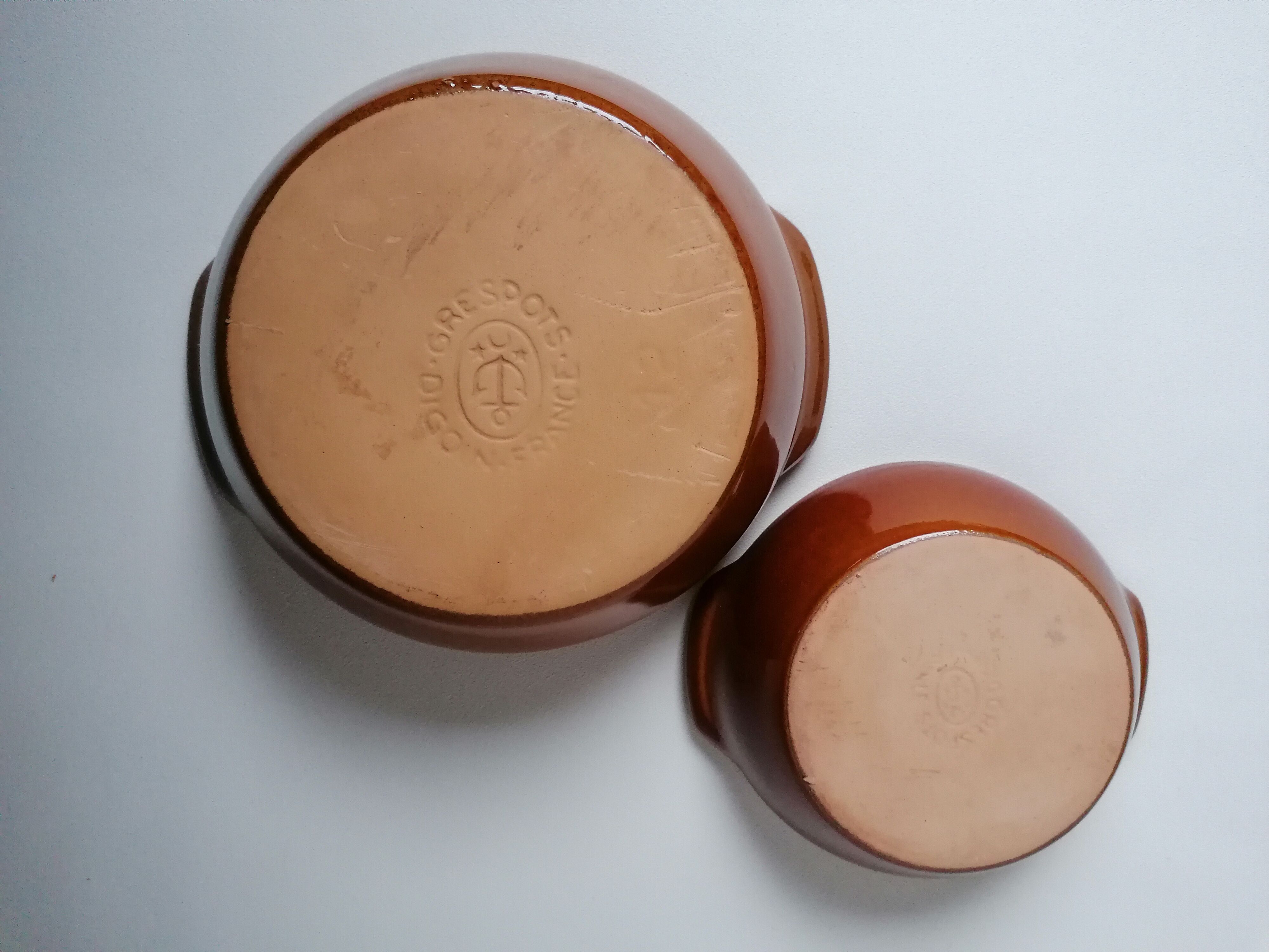 2 dishes digoin sandstone France