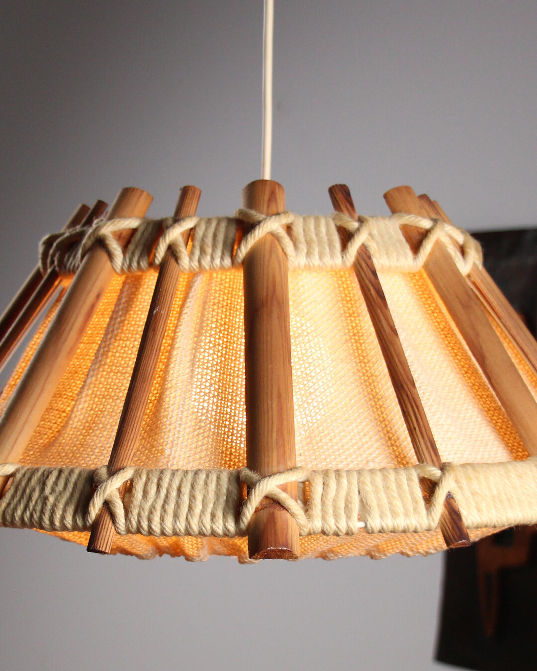 Vintage suspension in wool and wood