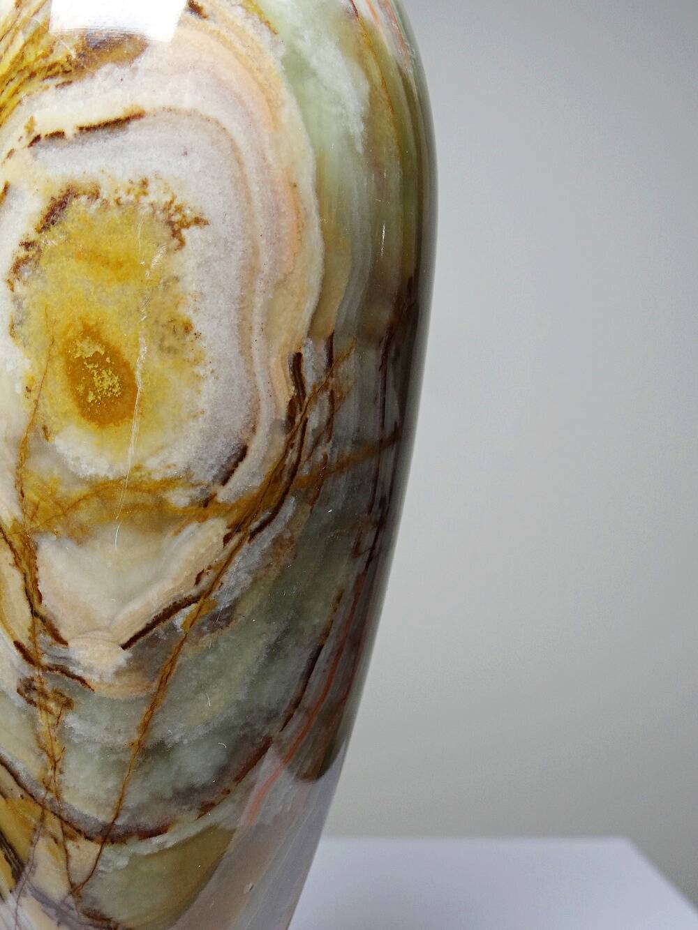Vintage baluster vase in green striped onyx, Italy, mid-century.
