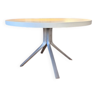 Oops Kristalia Round Table