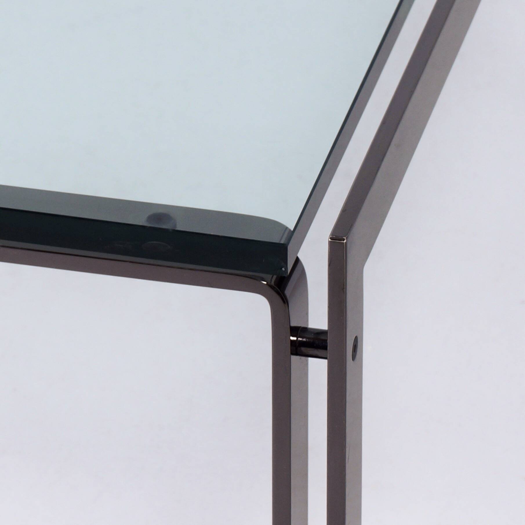 Table basse M1 par Metaform des années 80 en acier inoxydable couleur bronze.