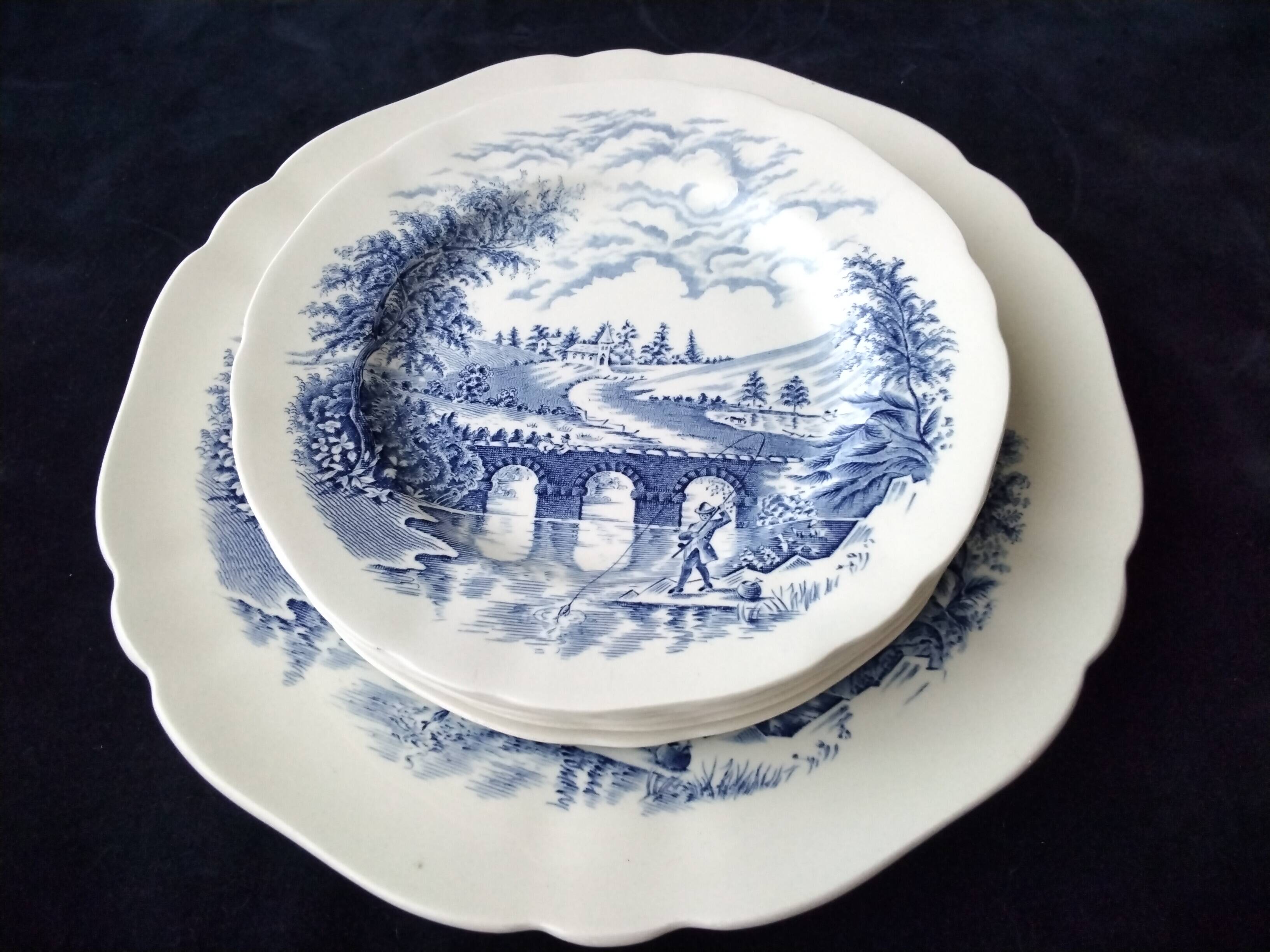Cake or dessert service in English porcelain 7 pieces