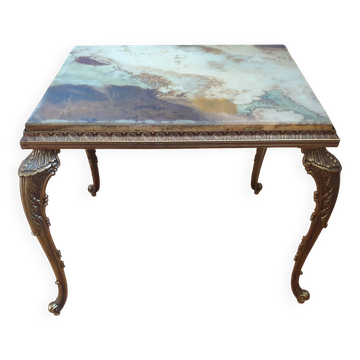 Table d'appoint en marbre et laiton