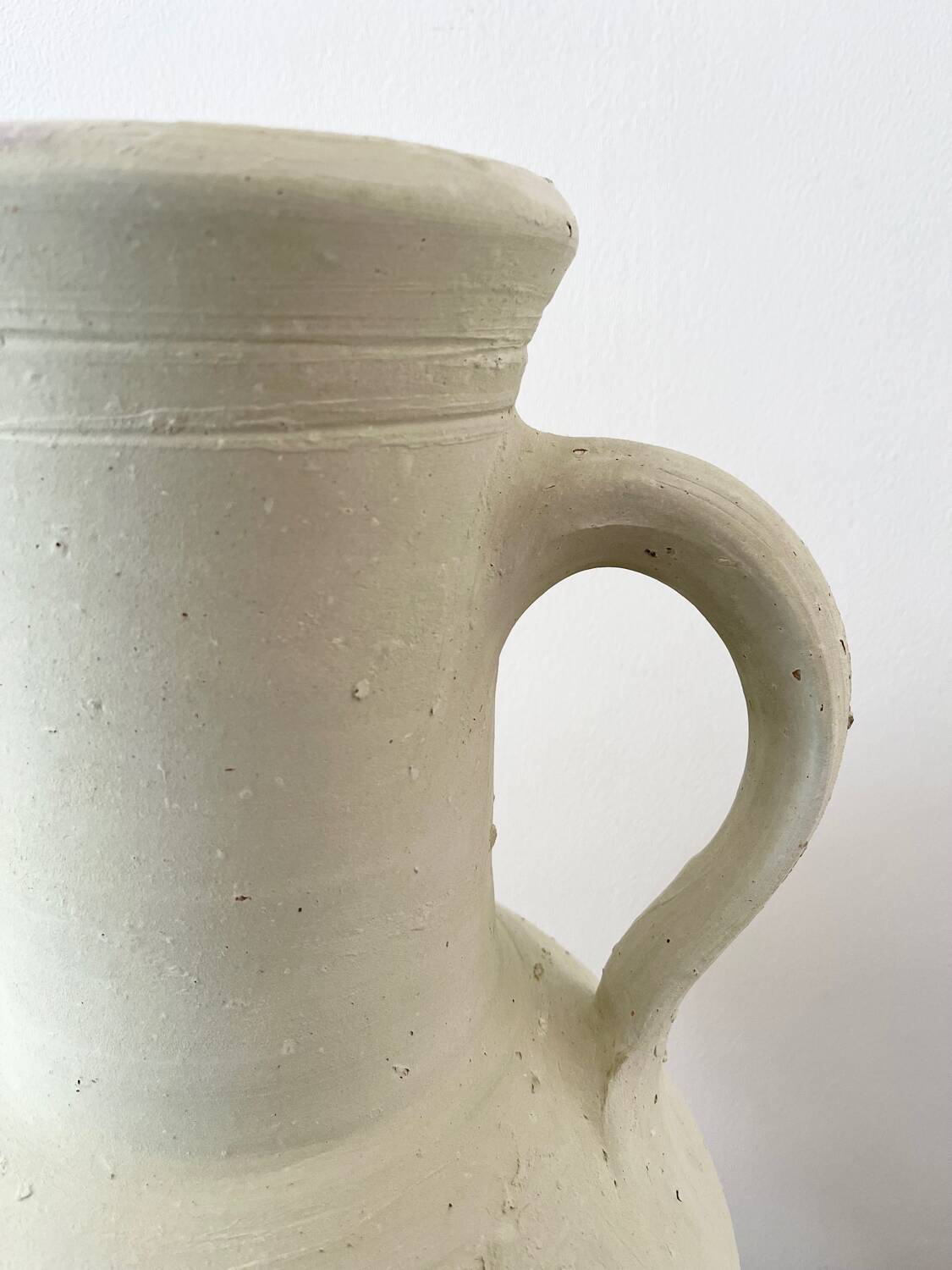 White terracotta jar