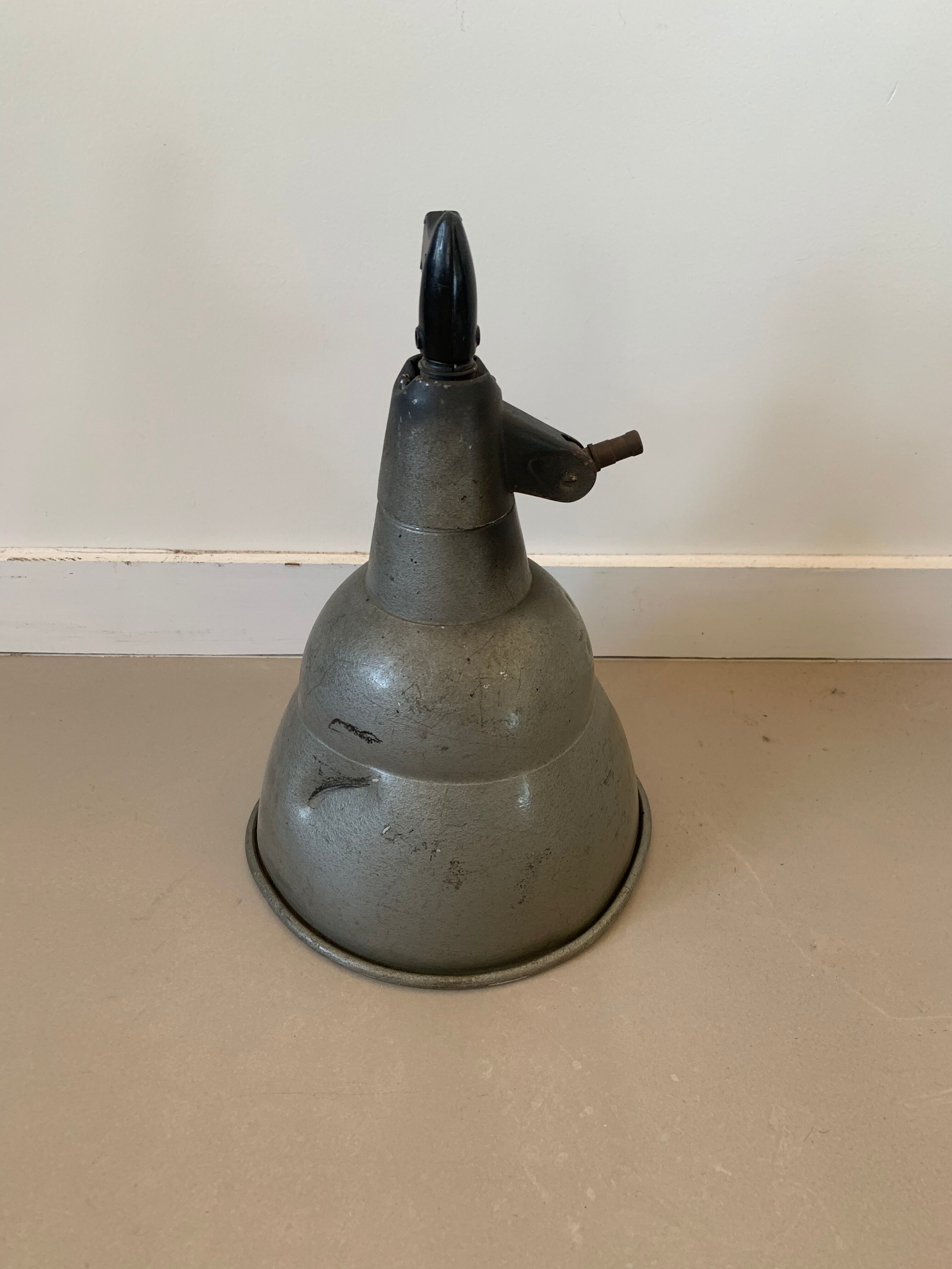 Lampe D'atelier Vintage Lita – Spot Industriel Avec Pince – Design Années 50