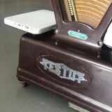 Vintage merchant's scale in bakelite burgundy