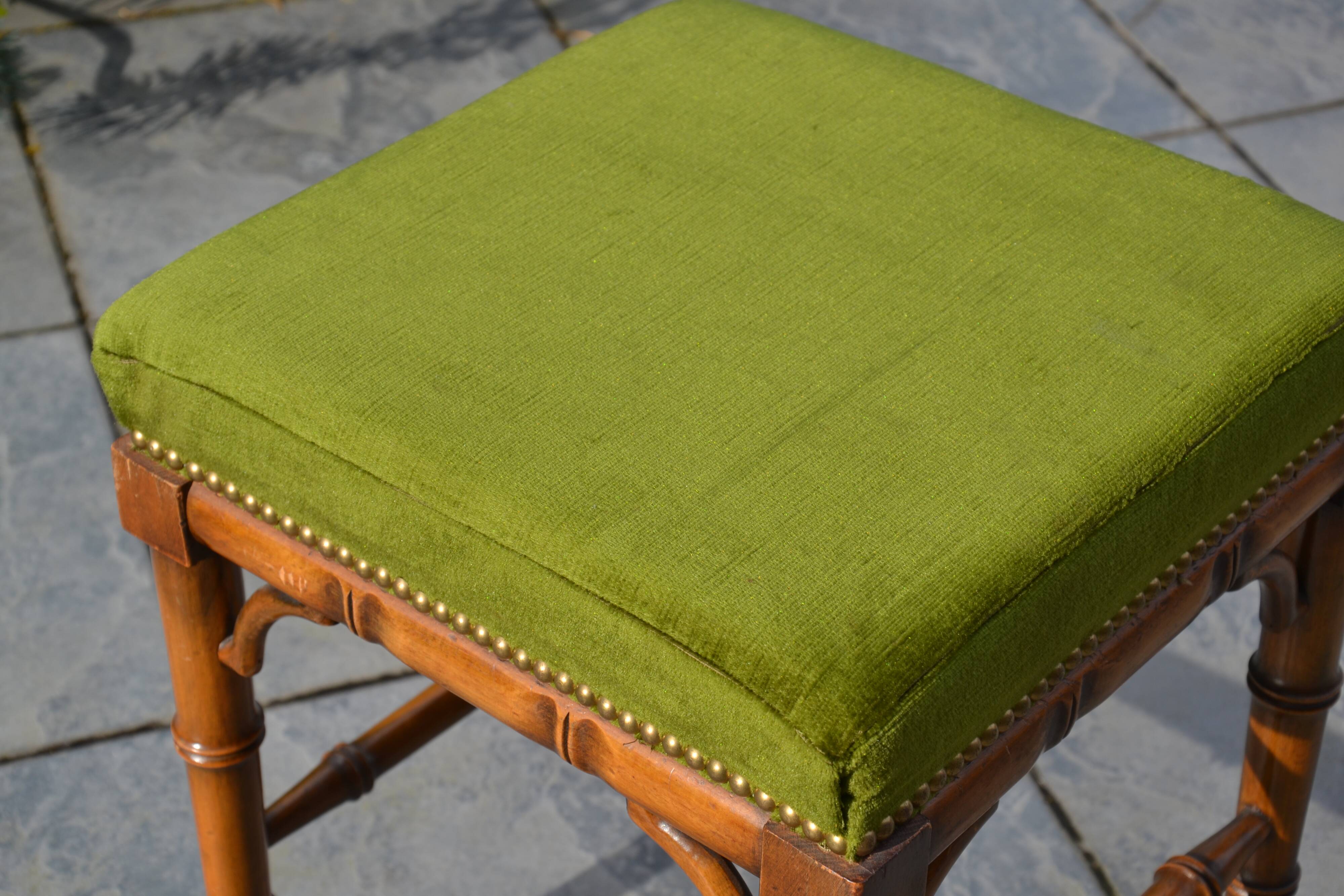 Piano stool/bamboo effect wooden footrest
