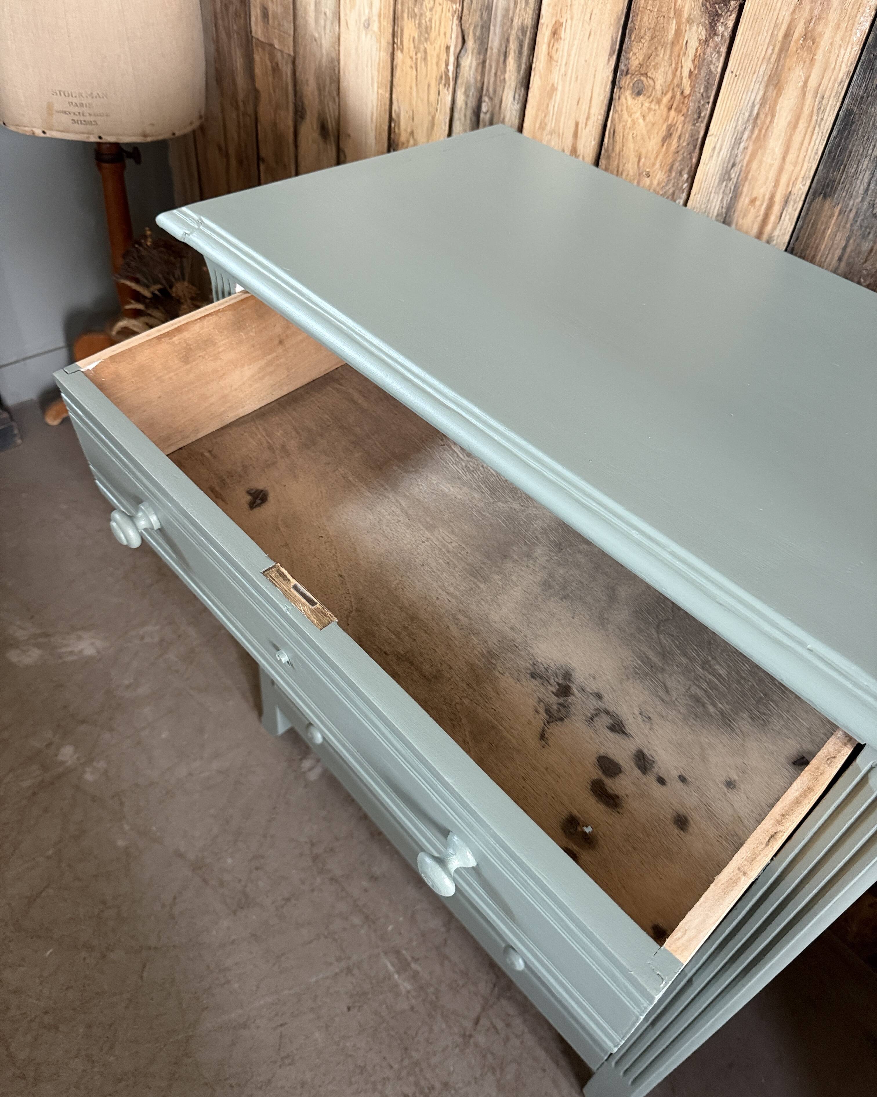 Commode de style Art Déco verte (rénovée)