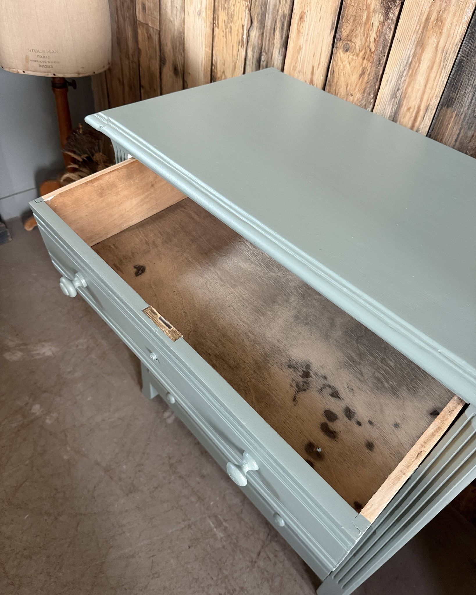 Commode de style Art Déco verte (rénovée)