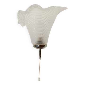 Vintage tulip globe wall light