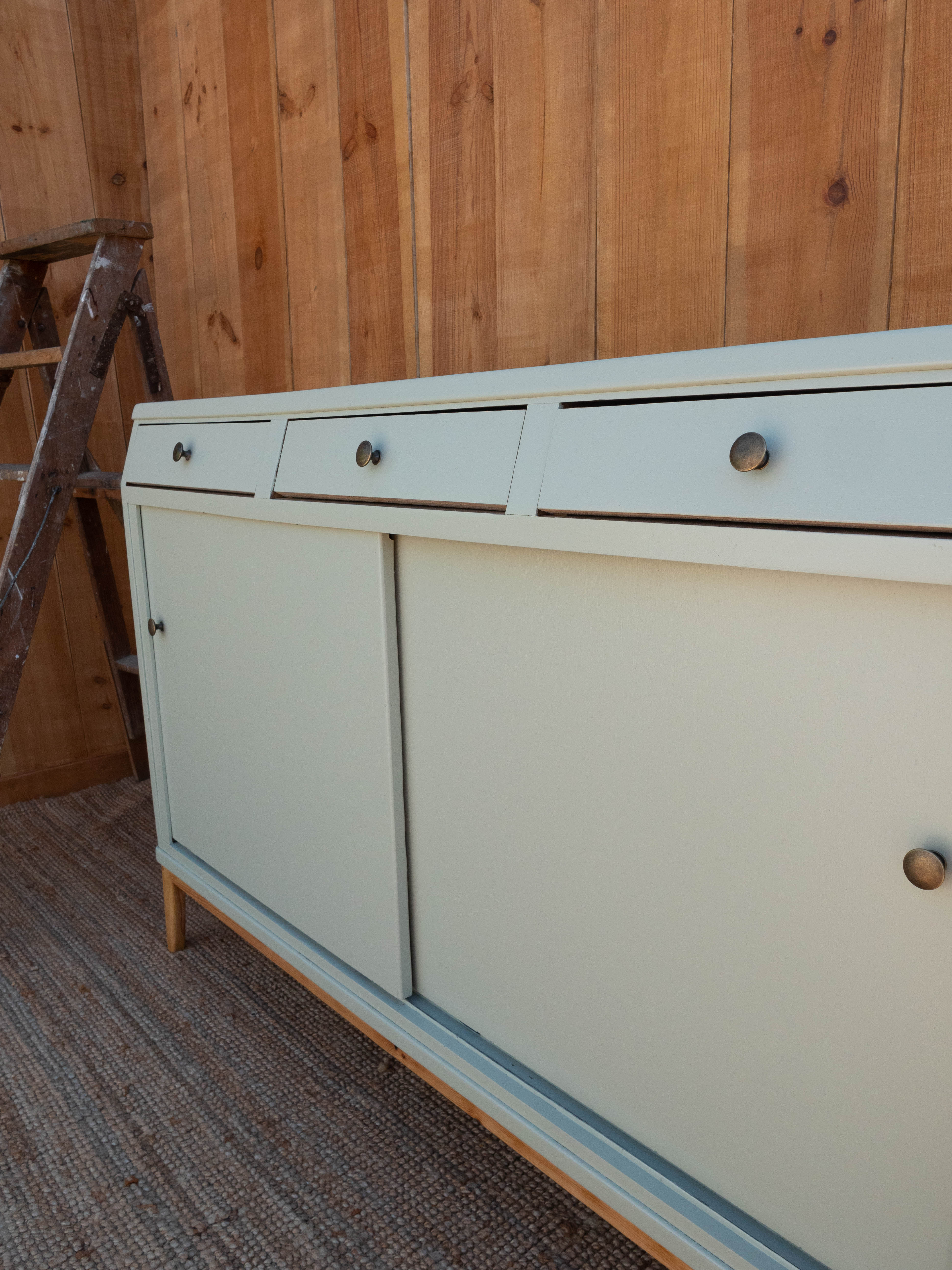 Infilade feet compass