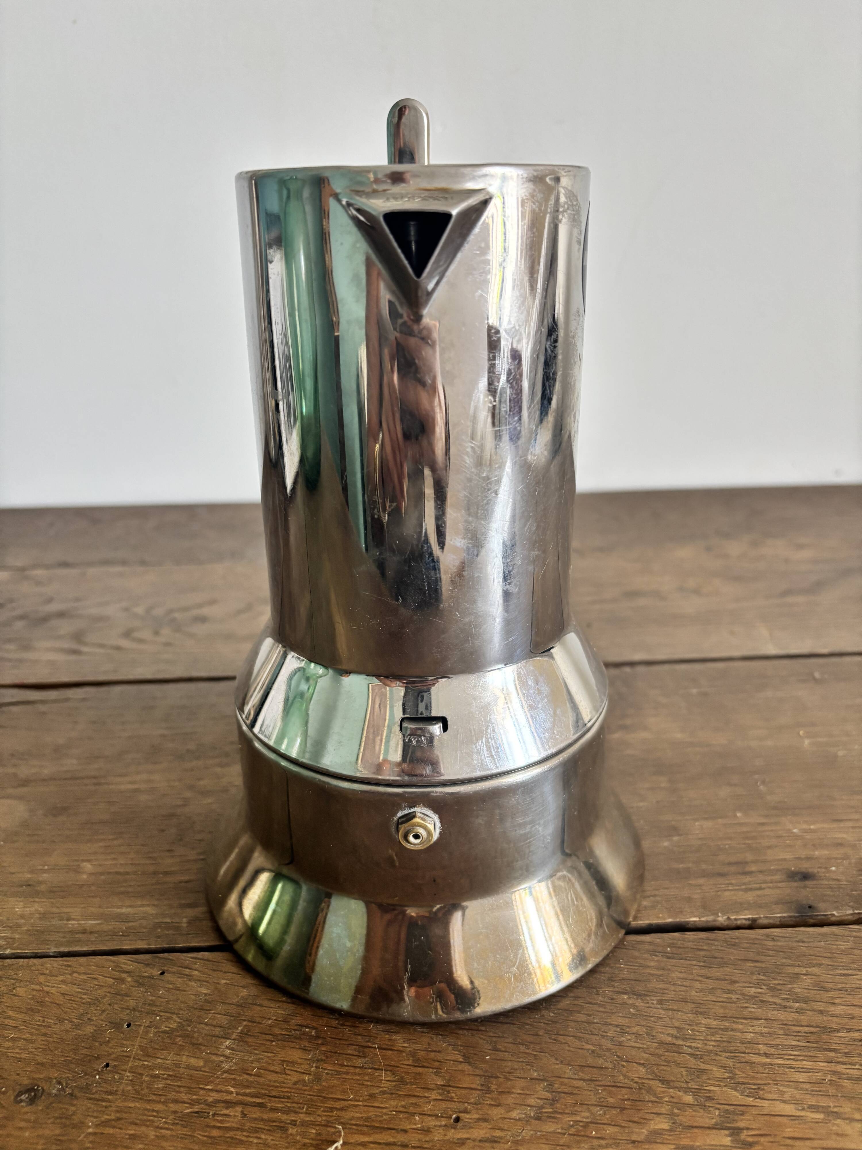 Alessi 9090 Italian coffee maker - Richard Sapper (6 cups) - Induction.