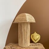 Natural raffia lamp