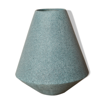 Tetra grey mineral vase