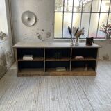 Double-sided counter with XL oak compartments