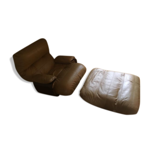 fauteuil et repose-pied