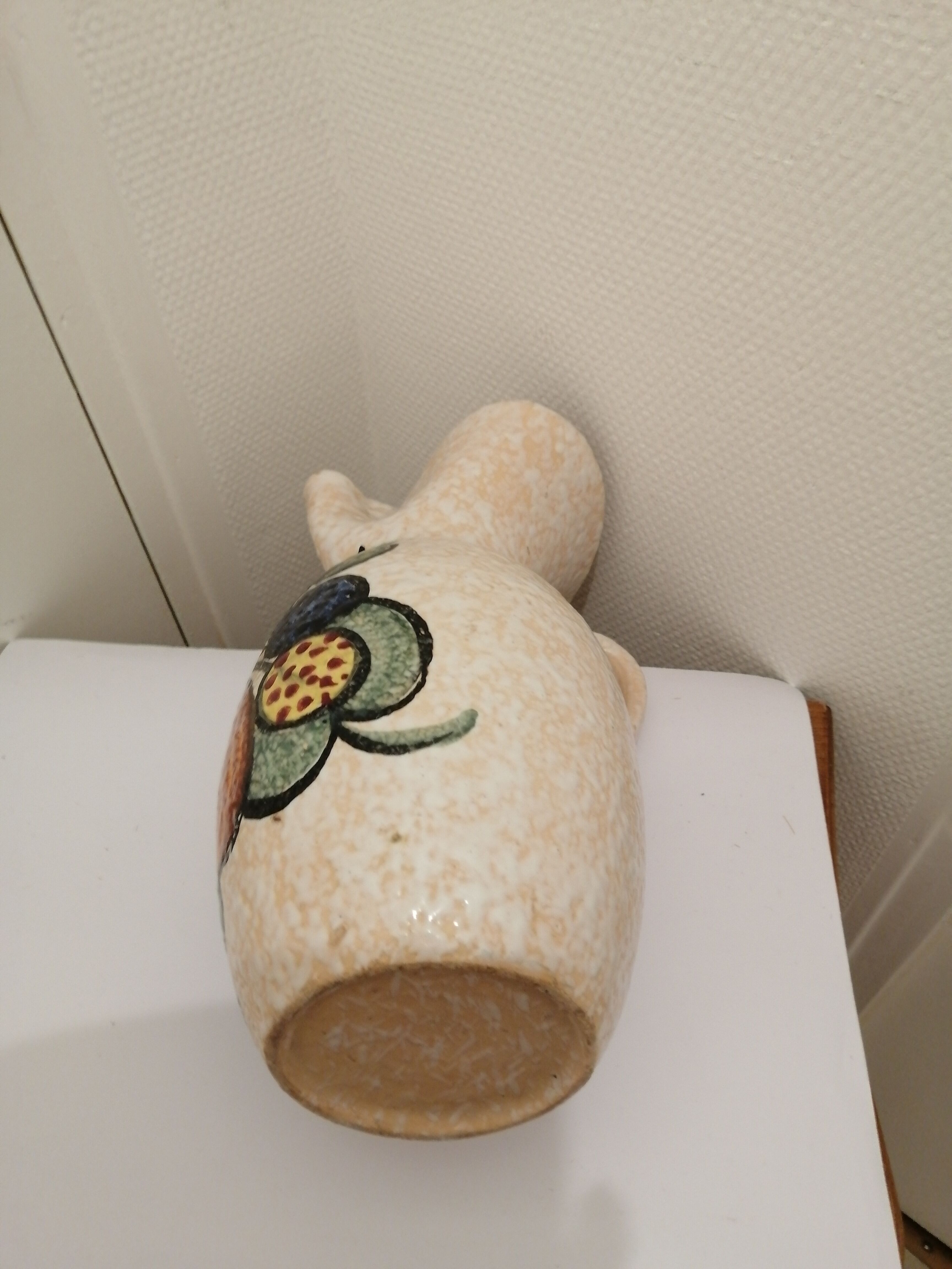 PITCHER VARNISHED YEAR 1960 VINTAGE