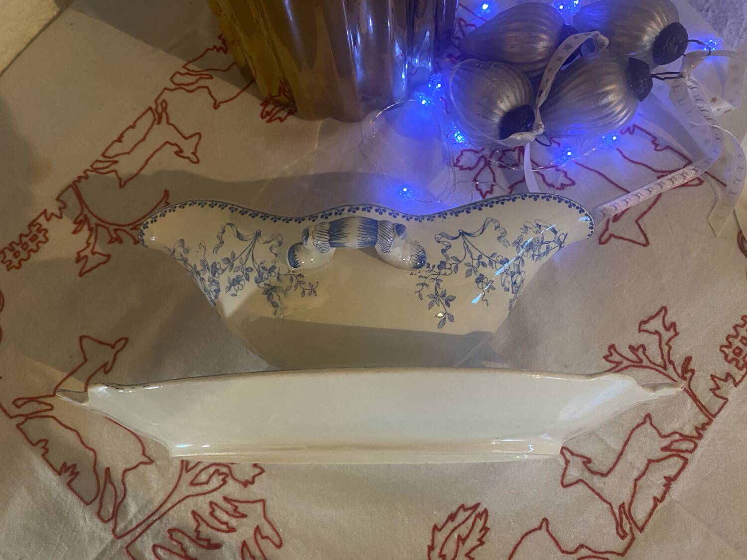 Mozart pattern earthenware gravy boat stamped Sarreguemines