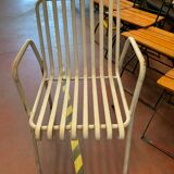 Lot of 5 garden chairs