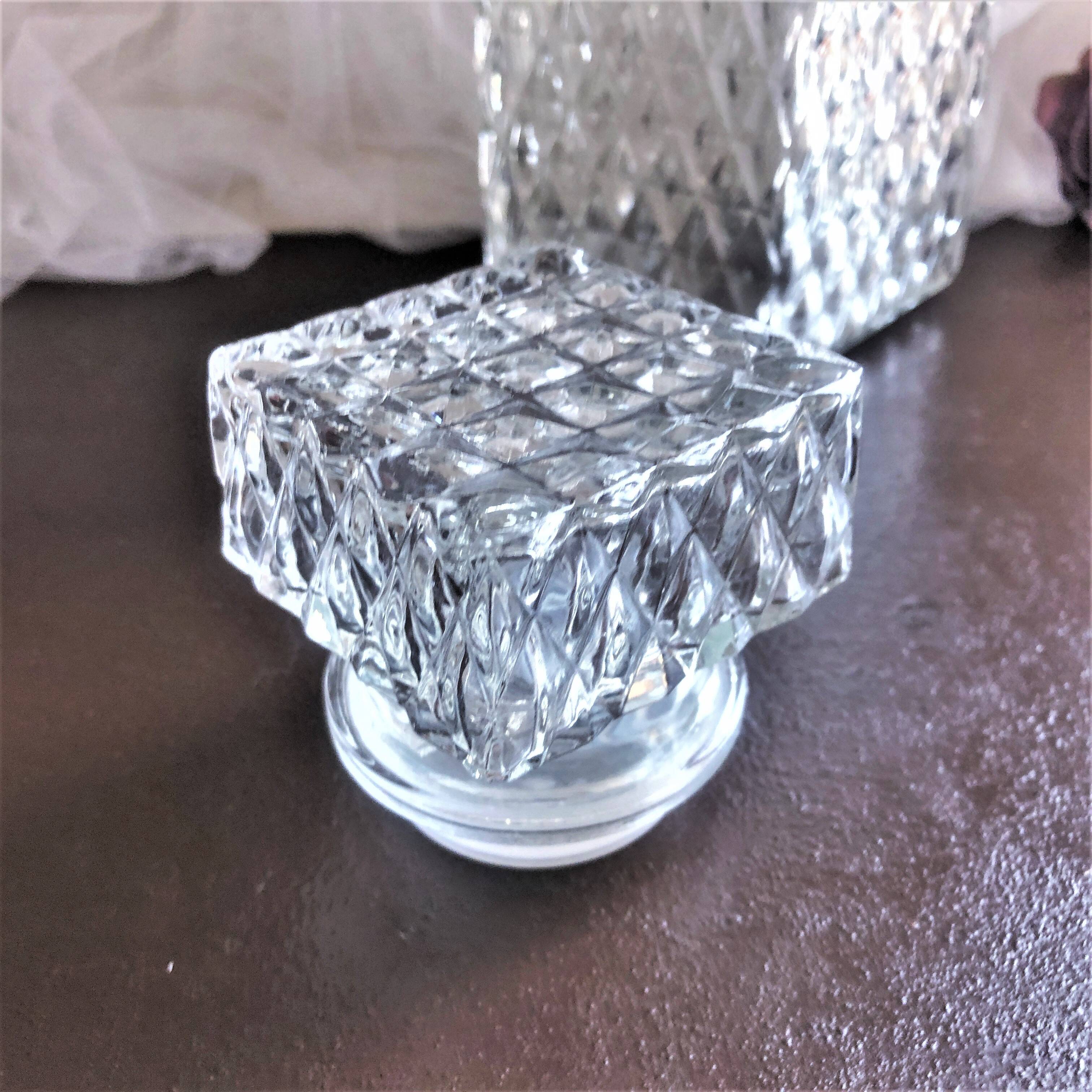 Whiskey carafe or decanter textured crystal glass diamond tip