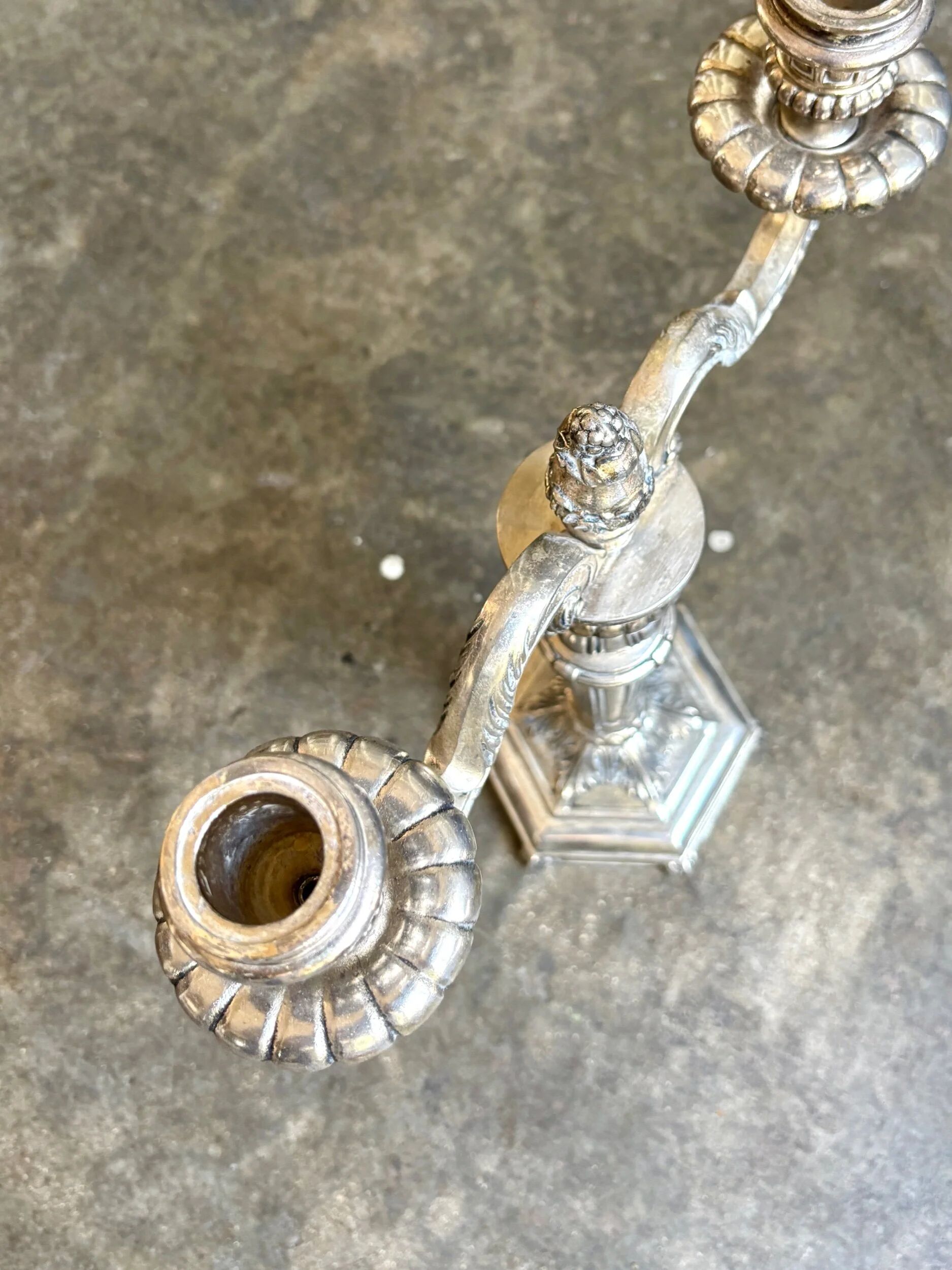 Two-light chandelier in silver metal