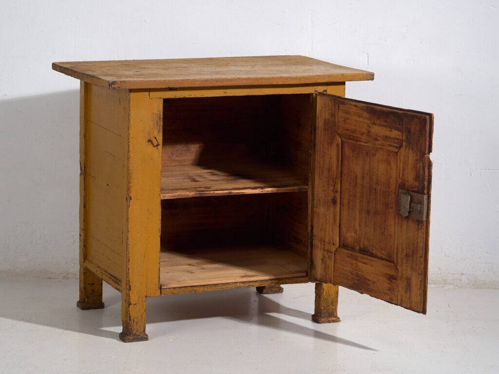 Small mustard-coloured cabinet – Central Europe, around 1890