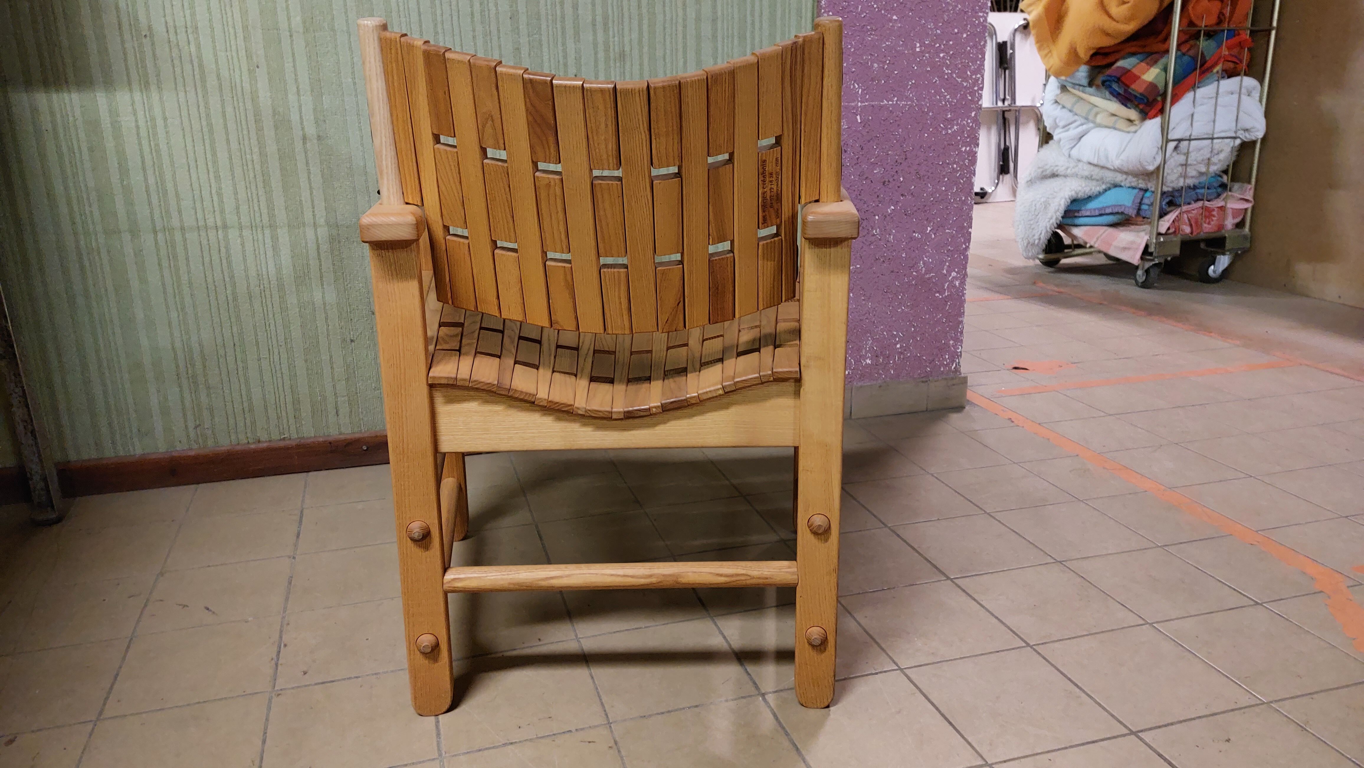 Fan armchair in Scandinavian style locust