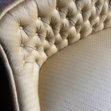 Small padded toad bench