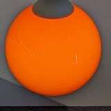 Suspension boule en opaline orange années 60/70