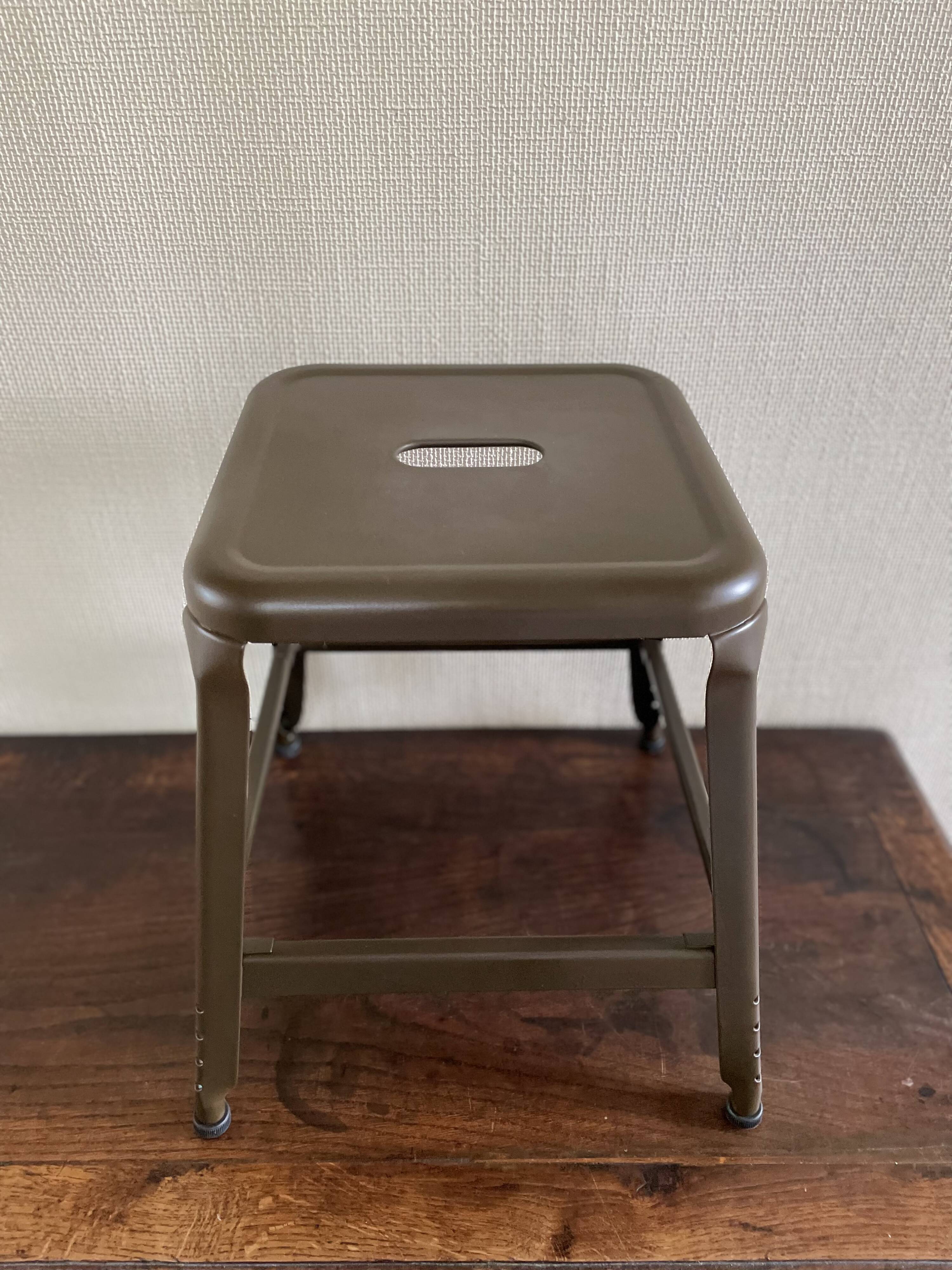 Tabouret métal