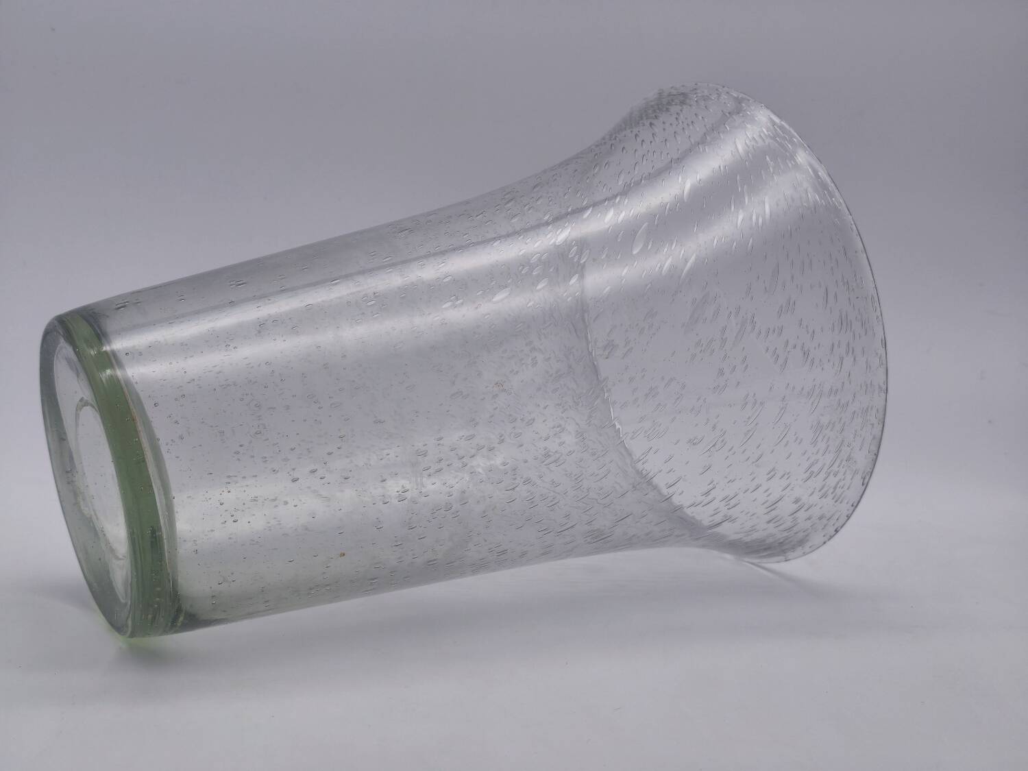 Large BIOT vase in bubble glass – Trumpet shape – 1960s – 29 cm