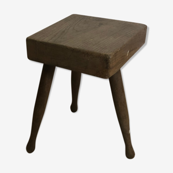 Tabouret tripode de ferme