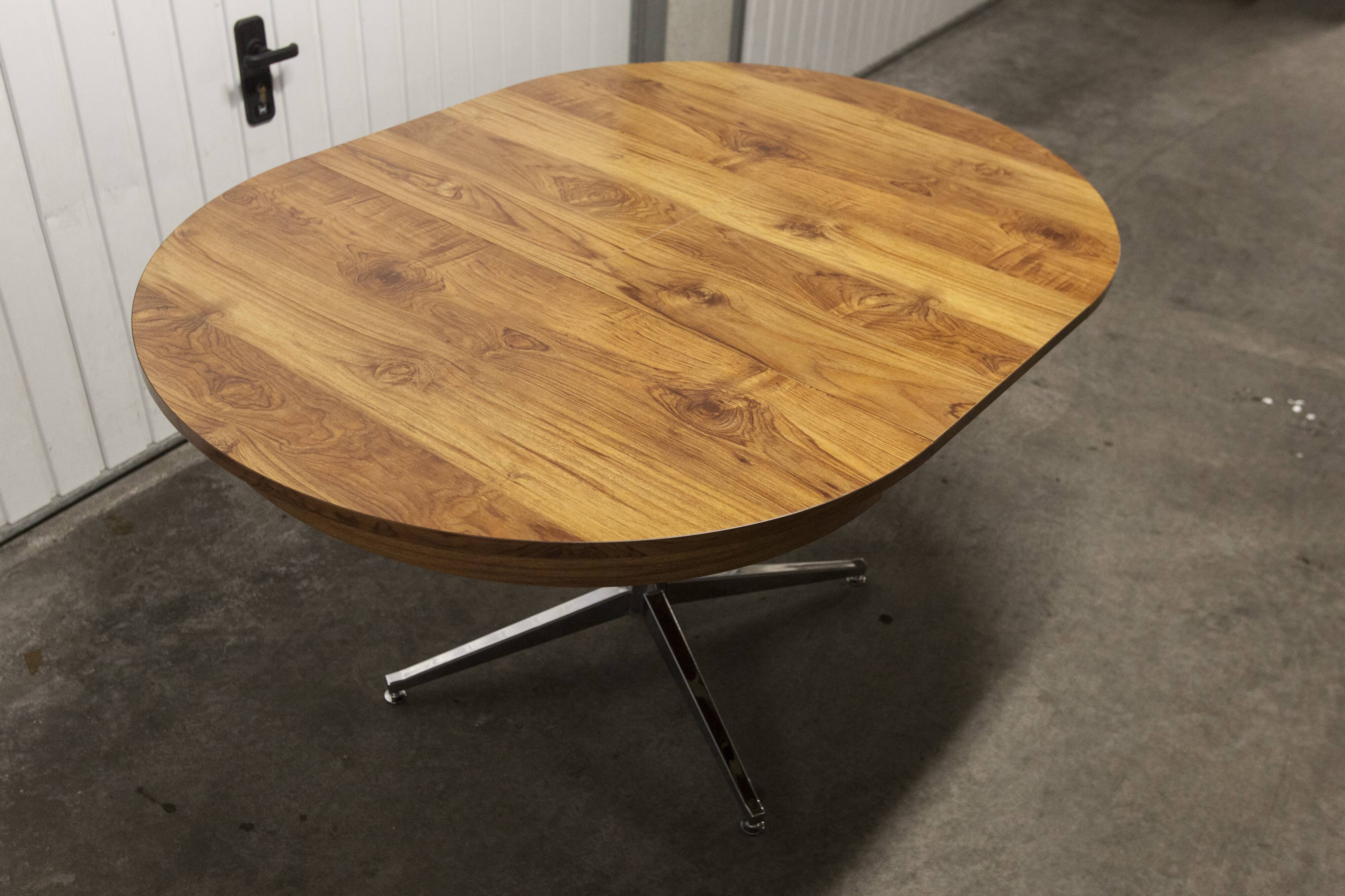 Dining table 1970 extendable formica feet cross atypical chrome