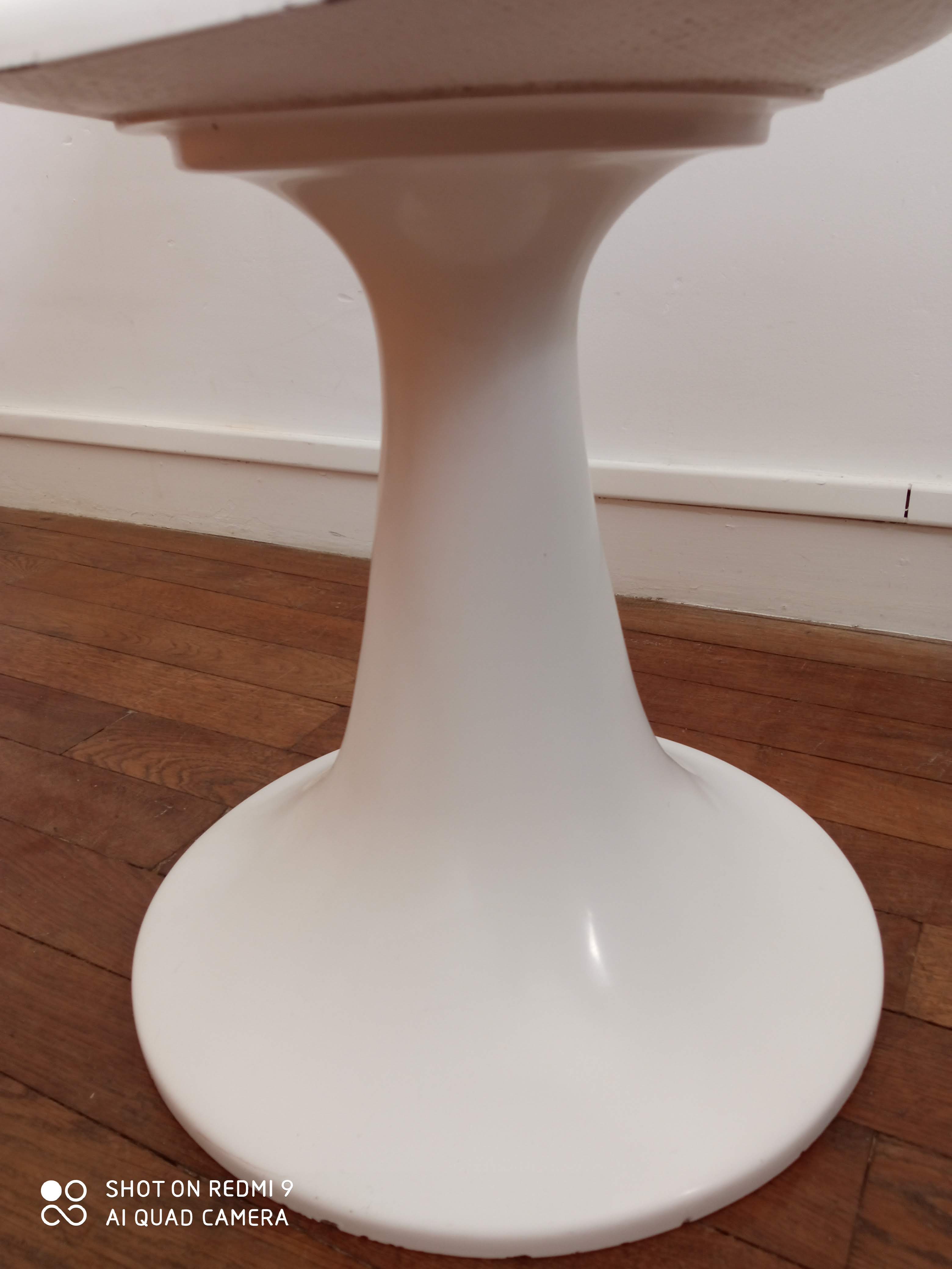 Space age armchair in fiberglass