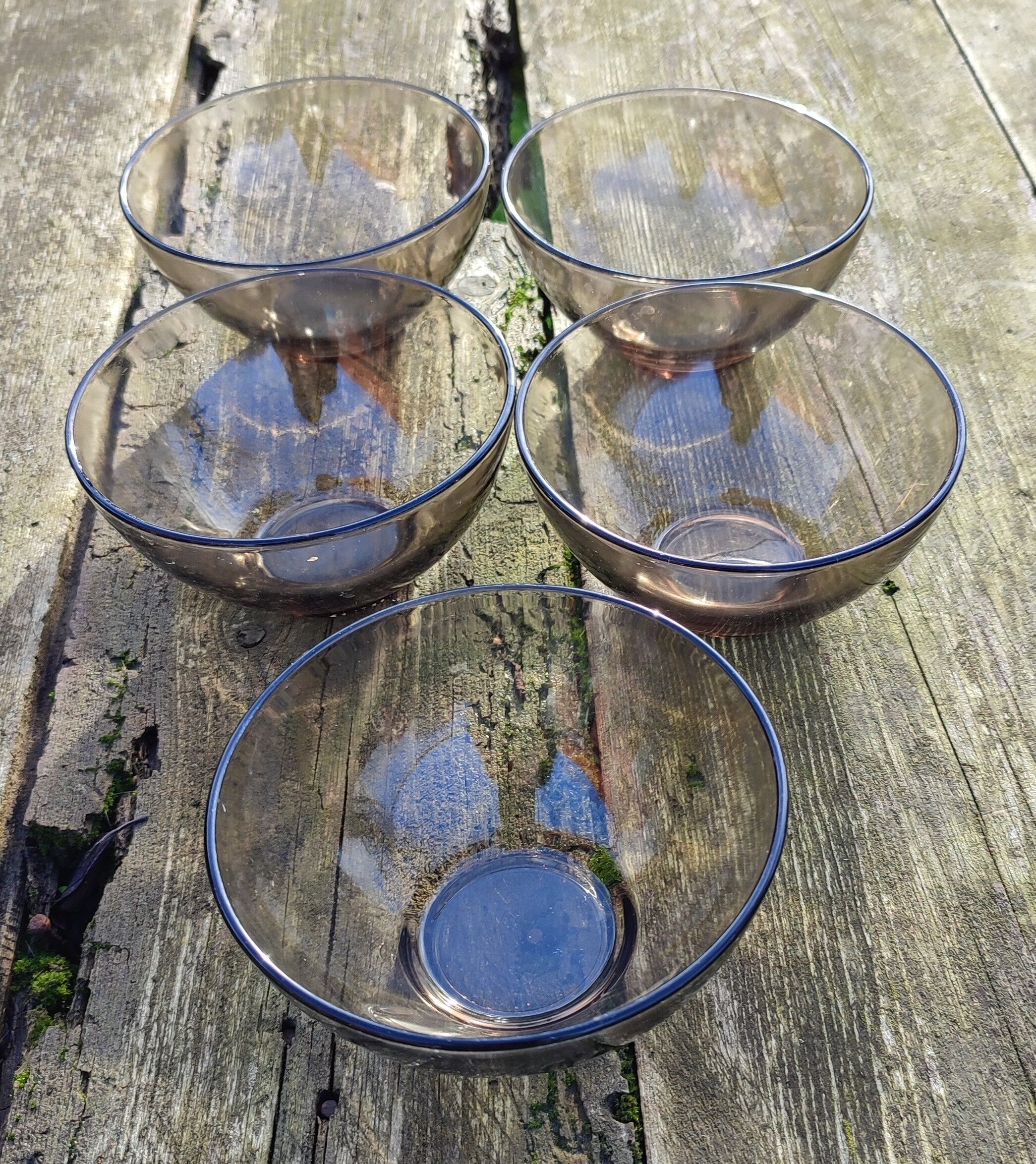 Set of 5 Arcoroc bowls France