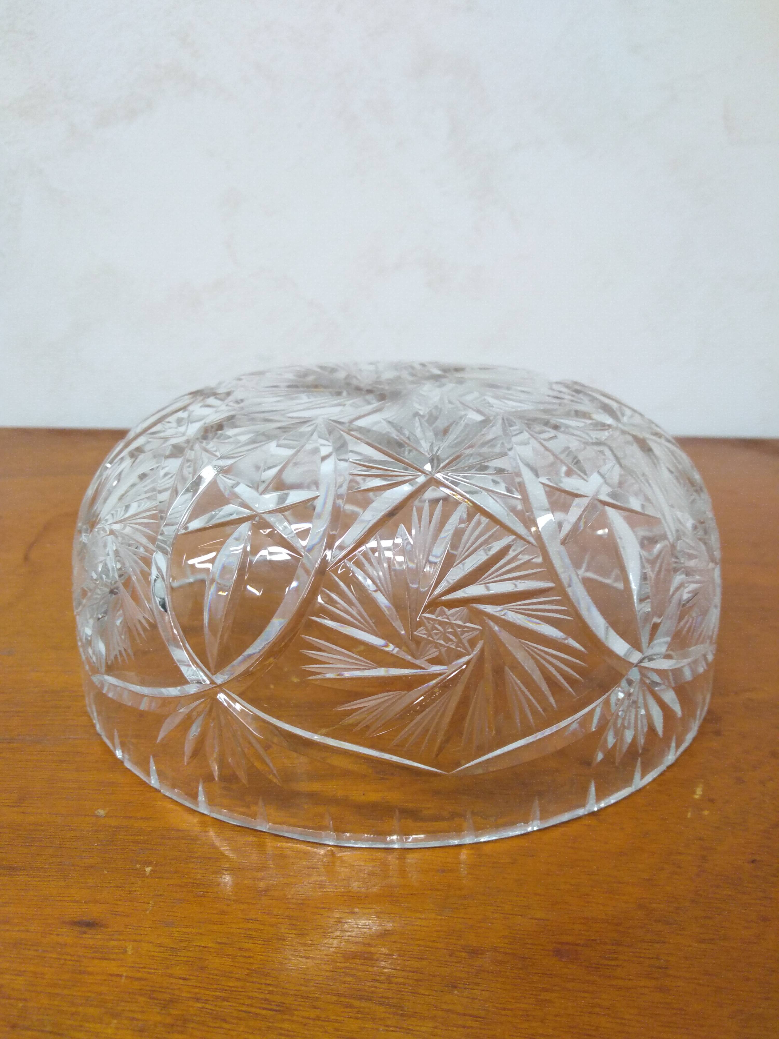 Cut crystal salad bowl