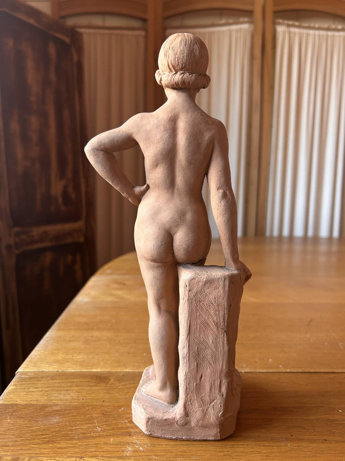 Art Deco terracotta sculpture signed Deloner – a beautiful classic.
