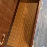 Vintage mahogany chest of drawers