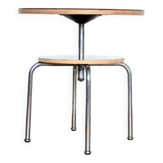 Functionalist coffee table