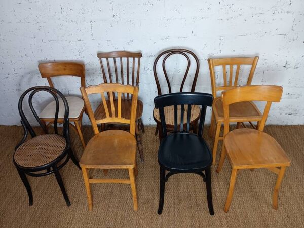 Ensemble de 8 chaises bistrot dépareillées vintage Baumann Lebrun