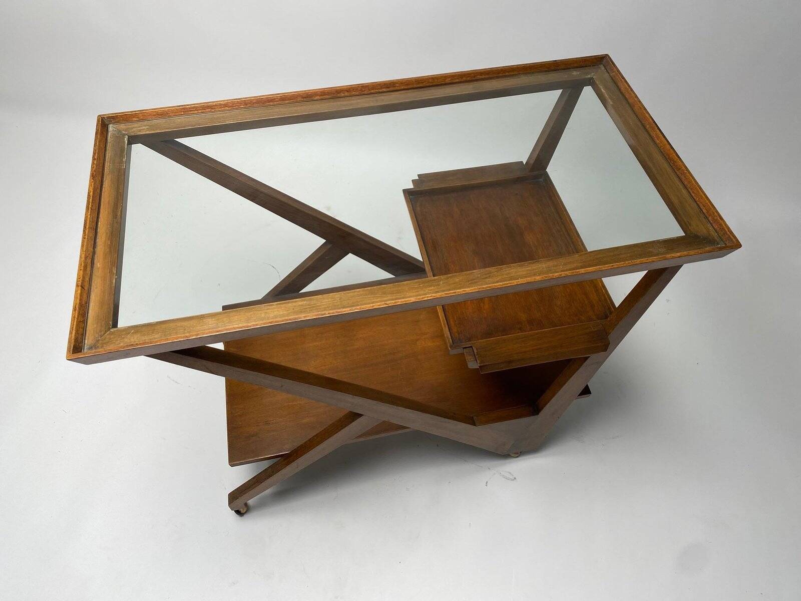 Chariot de bar en bois dans le goût de Charlotte Perriand, Italie années 1950