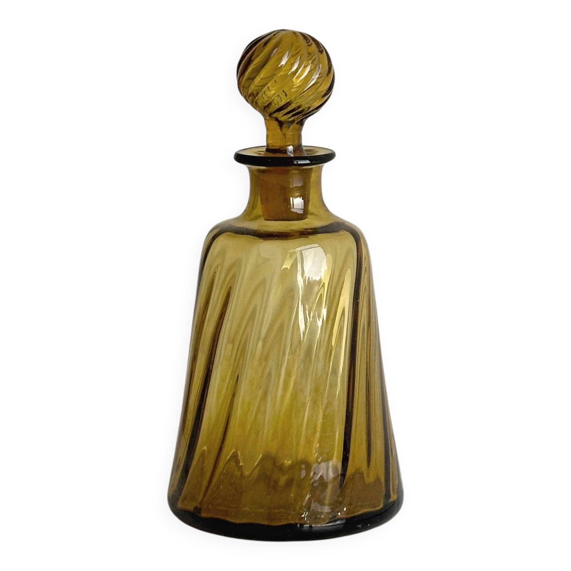 Twisted amber glass carafe