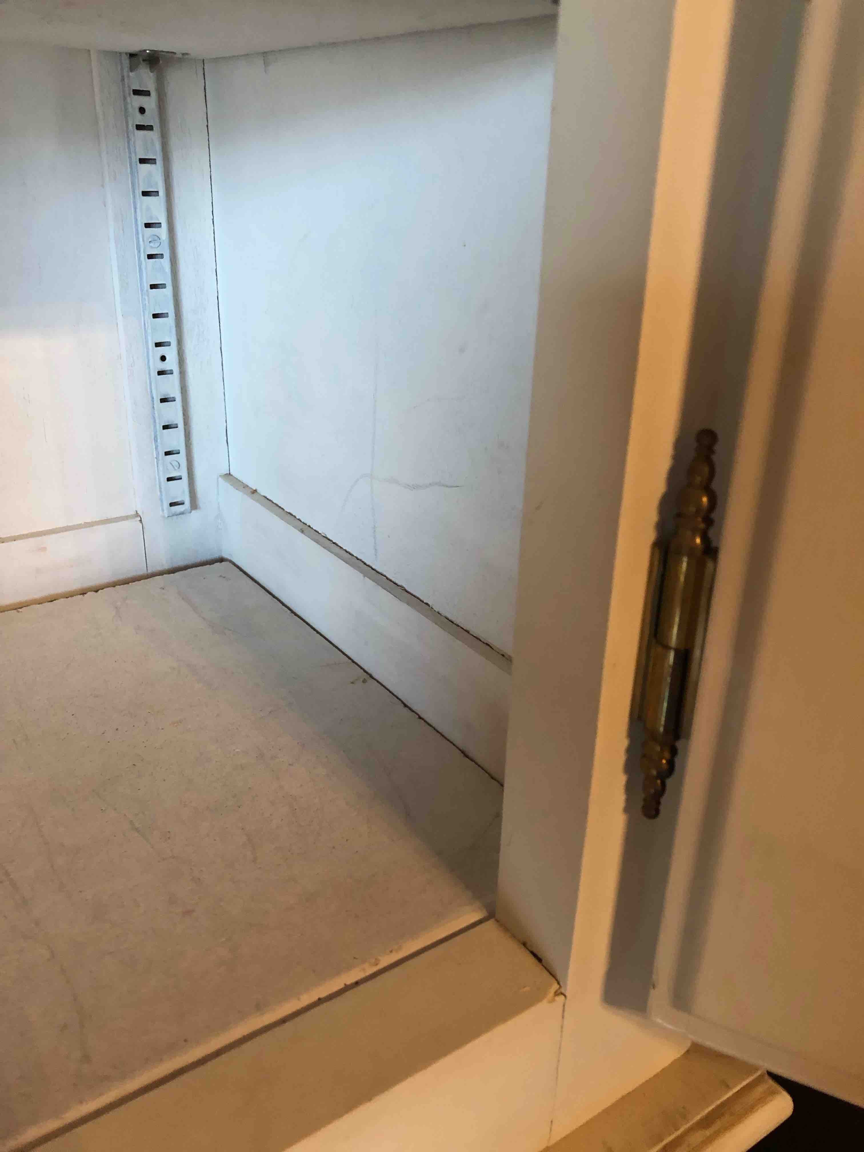 Library 3 glass doors, shelves, solid wood