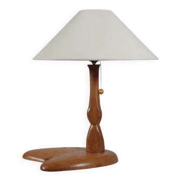 Lampe de table Art déco en bois sculpté à la main, unique et organique.