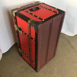 Old mail trunk 1900