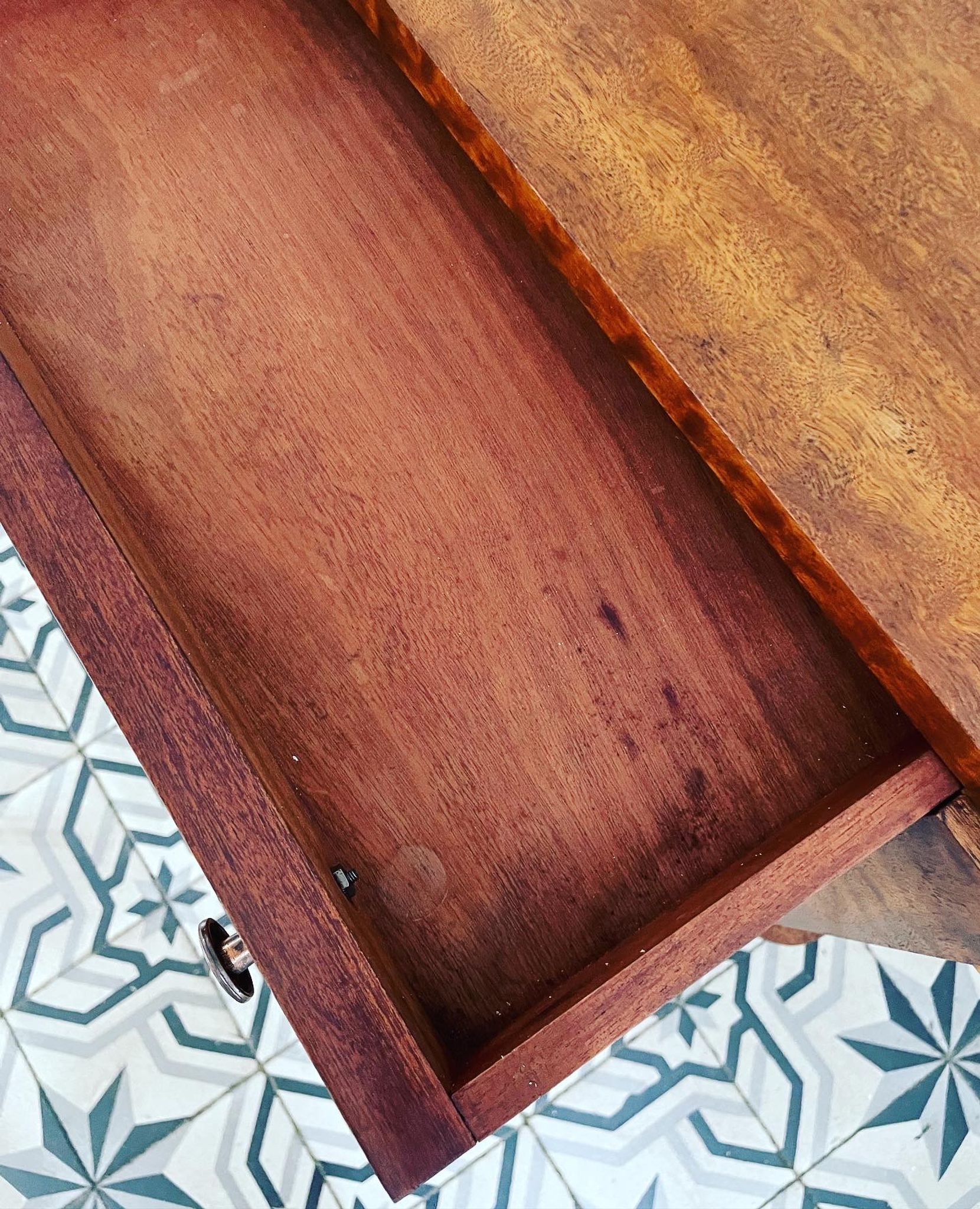 Console et son miroir vers 1930