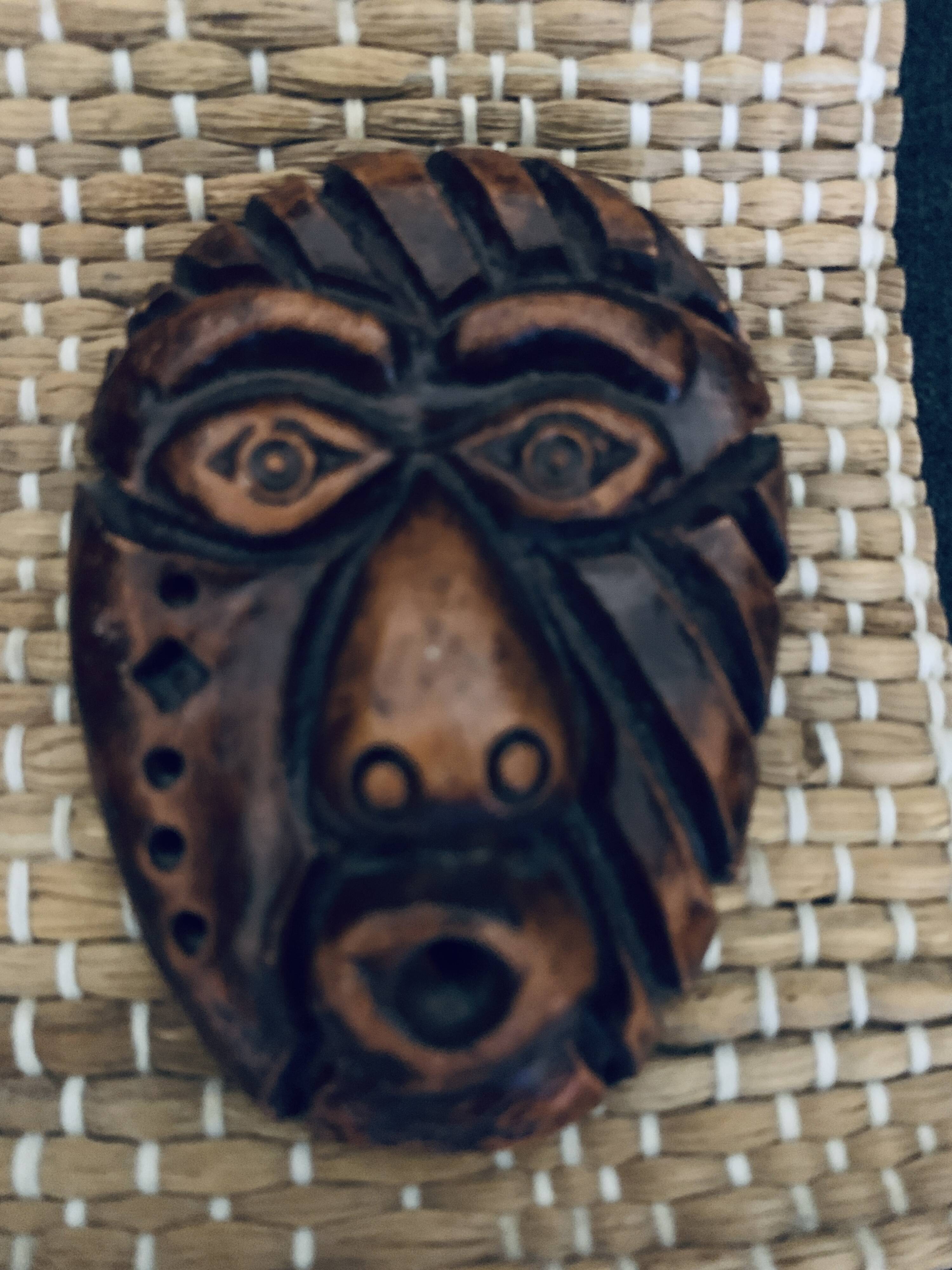 Masque cuba Tainos en terre cuite 13cm cubain ancien vintage sur tissage
